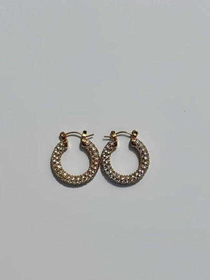 GLAMOROUS GOLD